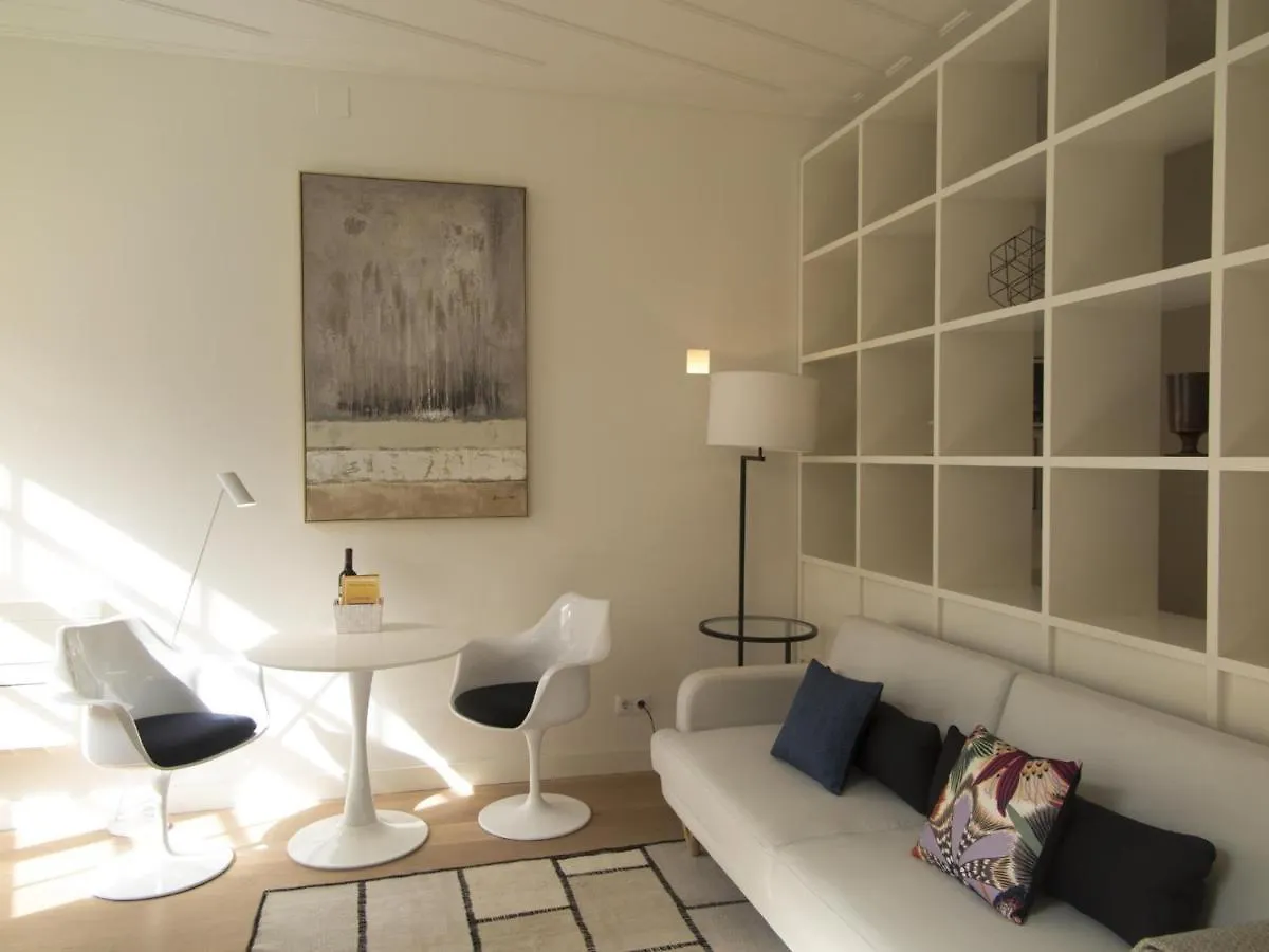 Appartamento Chiado Bright Modern Apt With Ac Elevator Lisbona
